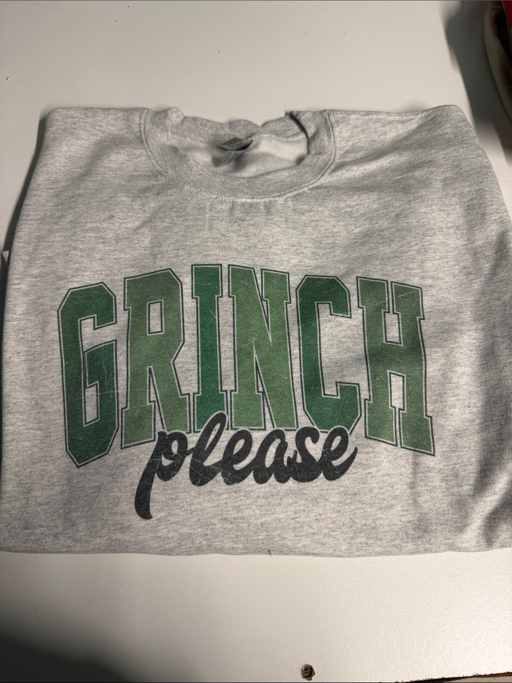 Gray 'Grinch Please' Graphic Sweatshirt